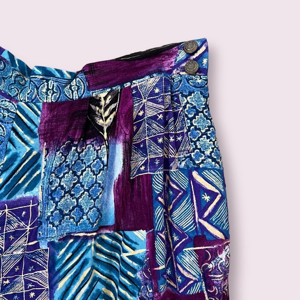 Vintage patchwork print flowy shorts - image 2